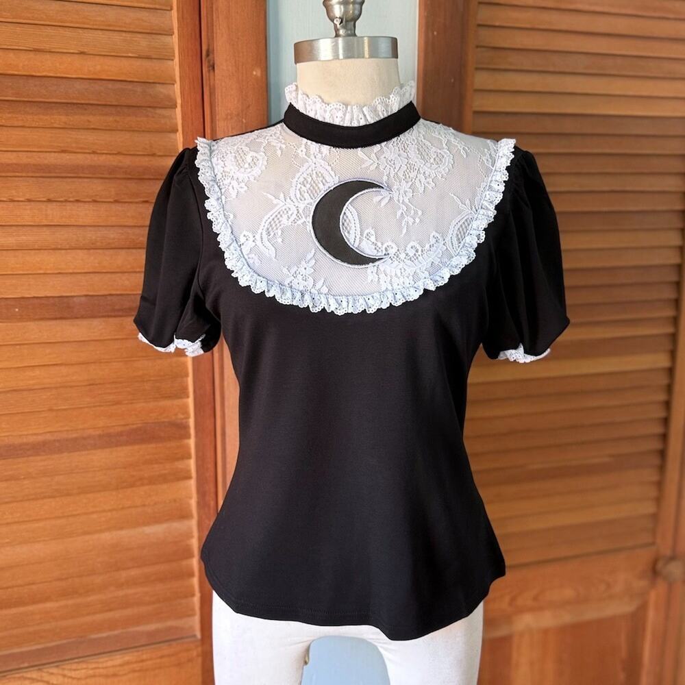 Killstar Gothic Lolita EGL Witchcore Alt Black White Lace Sickle Moon Tee Top L